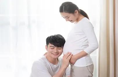 正常的夫妻做试管婴儿的条件是什么？